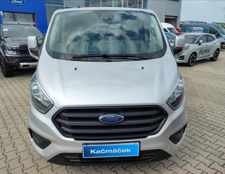 Ford Transit Custom 8