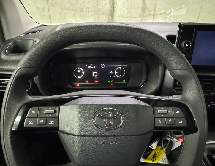 Toyota ProAce City Verso MPV 1,2 l 81 kw