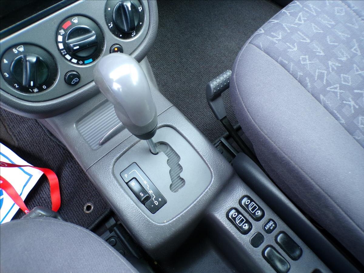 Mercedes-Benz Třídy A Kombi 1,6 l 60 kw