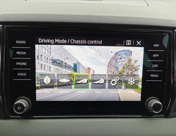 Škoda Karoq SUV 2,0 l 110 kw