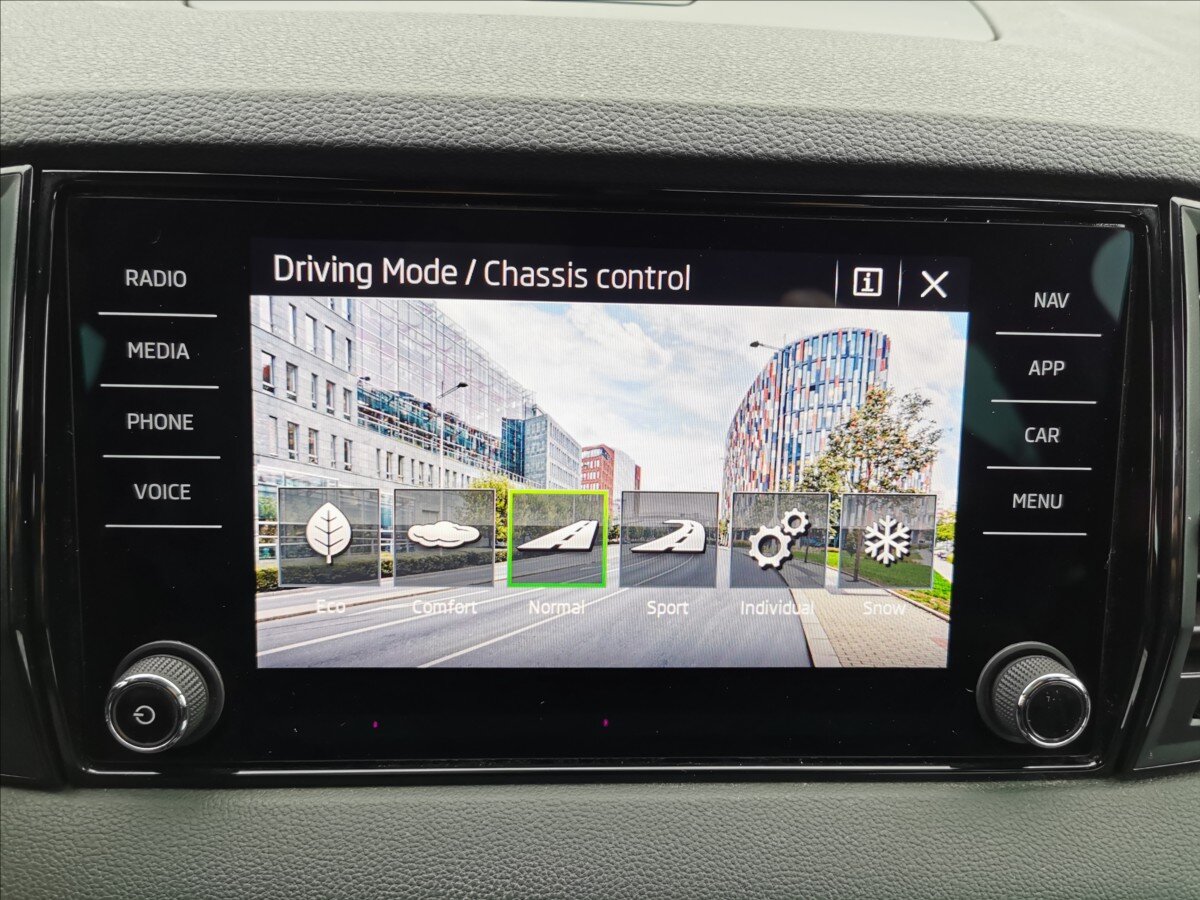 Škoda Karoq SUV 2,0 l 110 kw