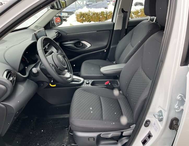 Toyota Yaris Cross SUV 1,5 l 68 kw