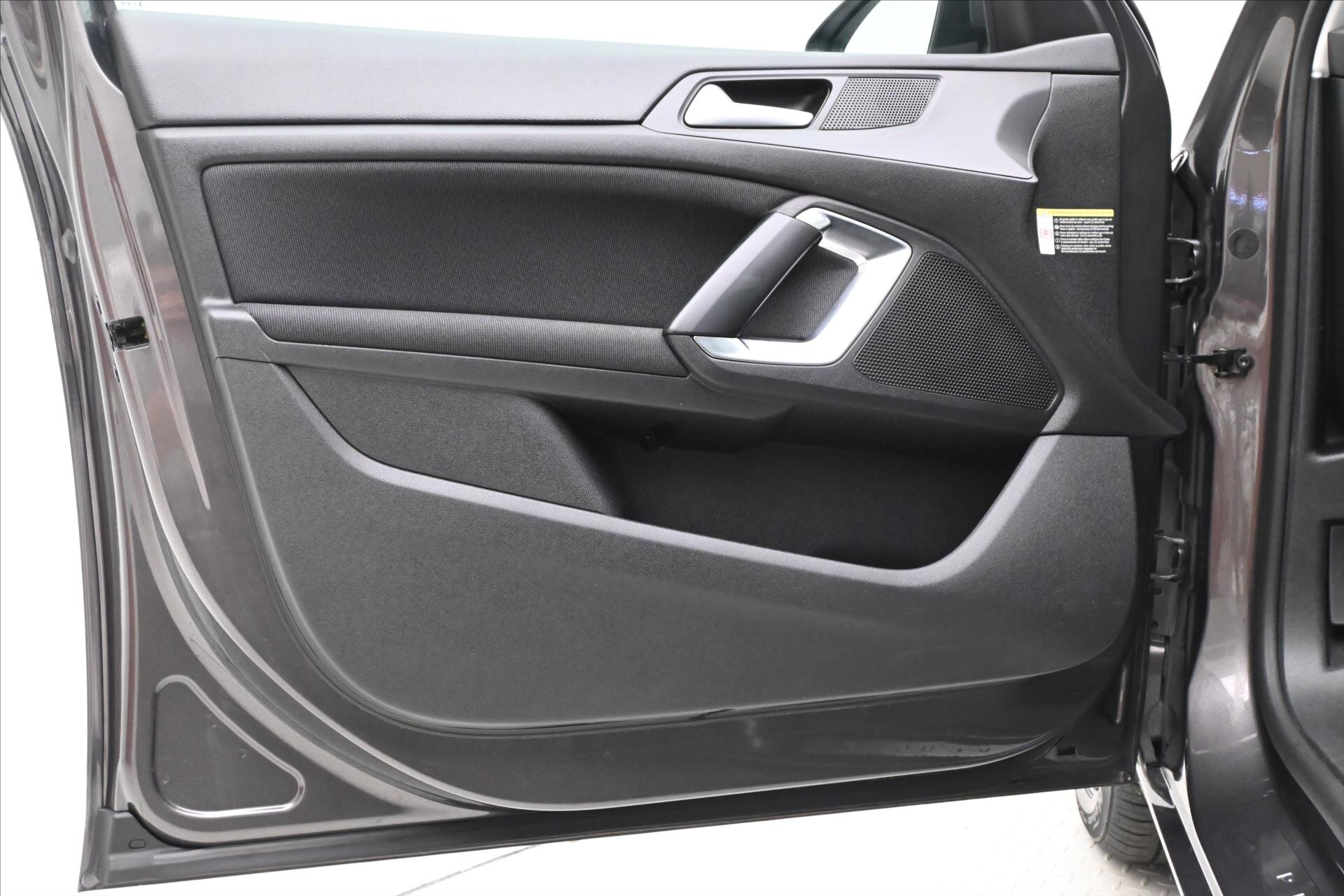 Peugeot 308 Kombi 1,5 l 96 kw