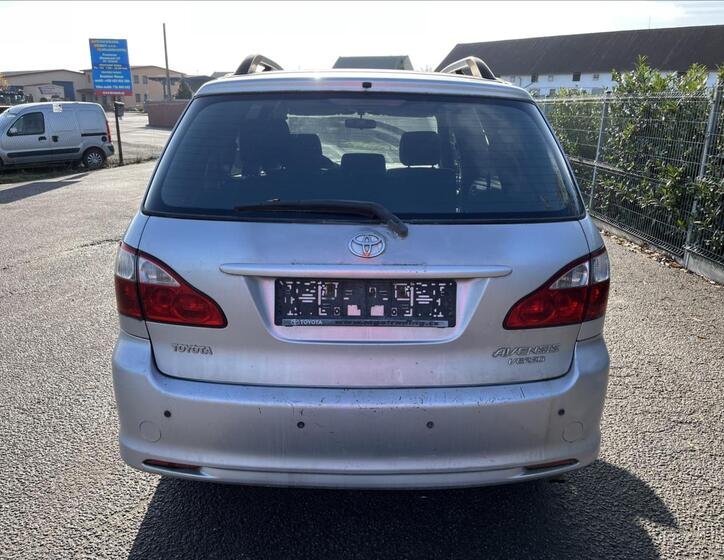 Toyota Avensis Verso 7
