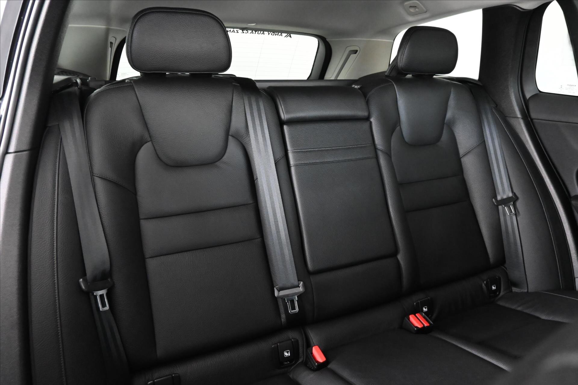 Volvo V60 Kombi 2,0 l 145 kw