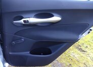 Toyota Auris Hatchback 1,3 l 74 kw