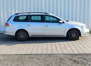 Volkswagen Passat Kombi 1,6 l 77 kw