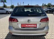 Volkswagen Golf 21