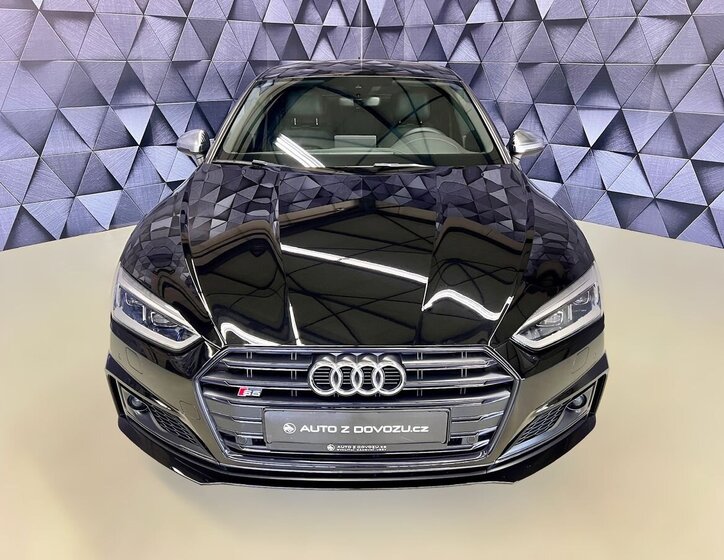 Audi S5 3