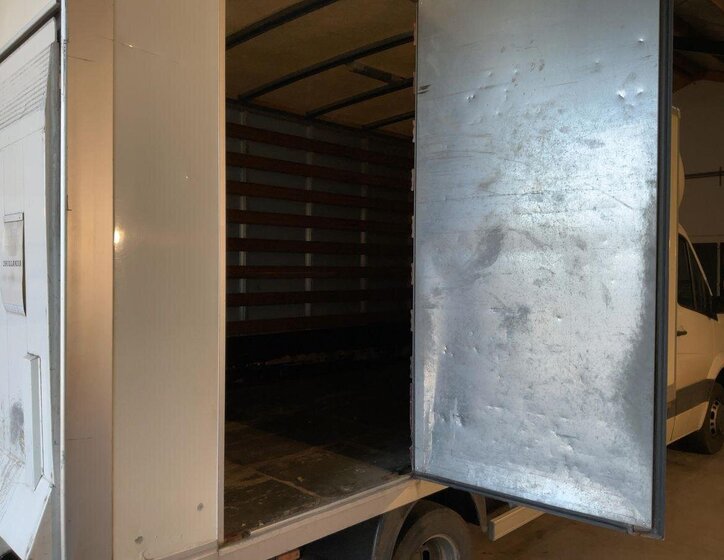 Volkswagen Crafter Skříň 2,5 l 120 kw