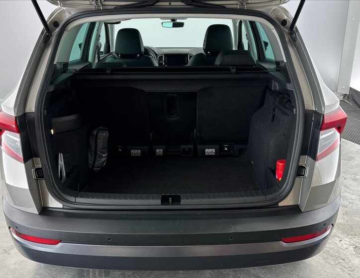 Škoda Karoq SUV / Terénní 1,5 l 110 kw