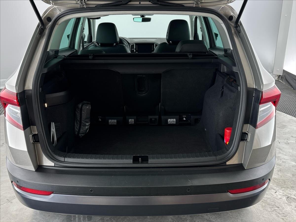 Škoda Karoq SUV / Terénní 1,5 l 110 kw