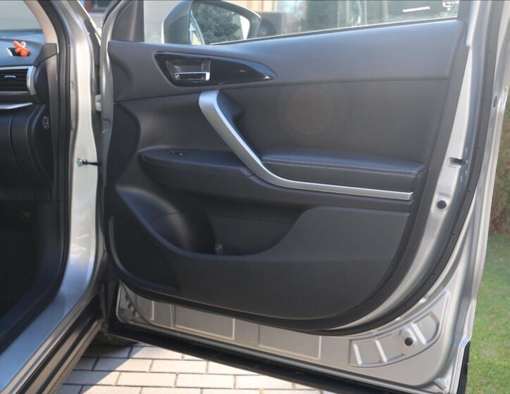 Mitsubishi Eclipse Cross Kombi 1,5 l 120 kw