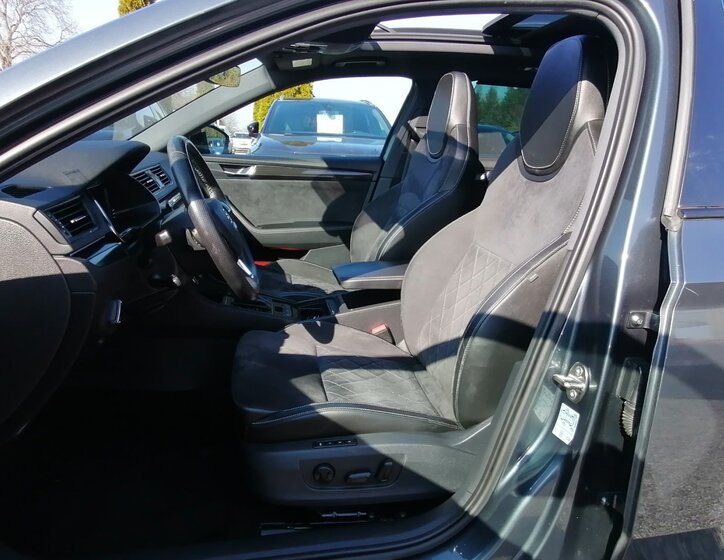 Škoda Superb Kombi 1,4 l 160 kw