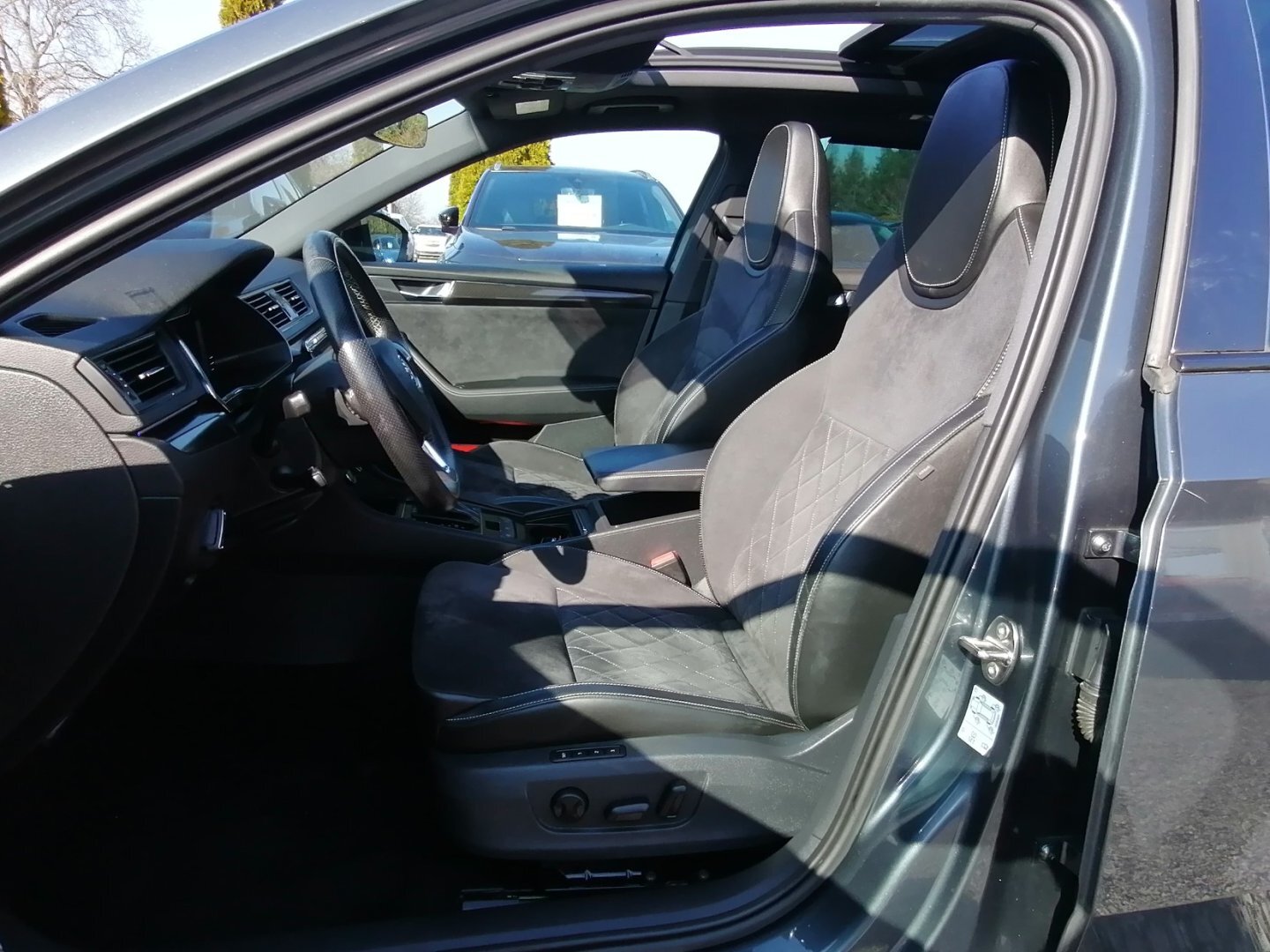 Škoda Superb Kombi 1,4 l 160 kw