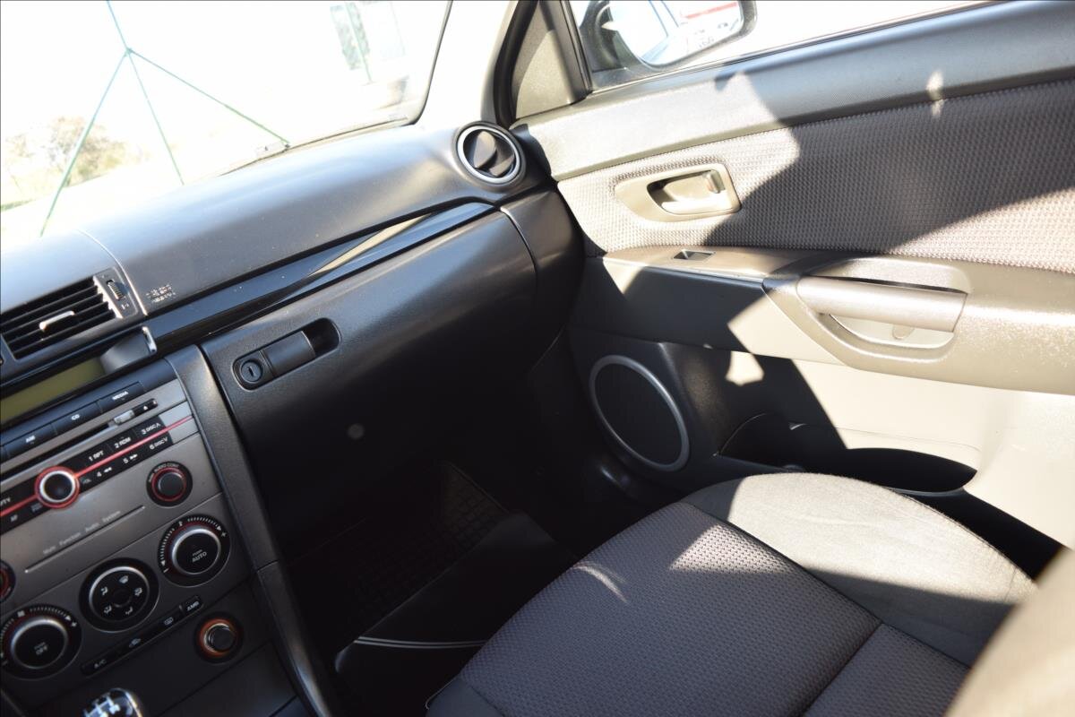 Mazda 3 Hatchback 1,3 l 62 kw