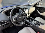 Jaguar F-Pace SUV / Terénní 2,0 l 132 kw