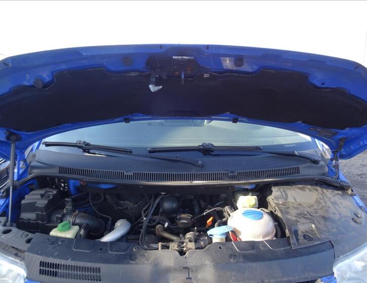 Volkswagen Caravelle 28