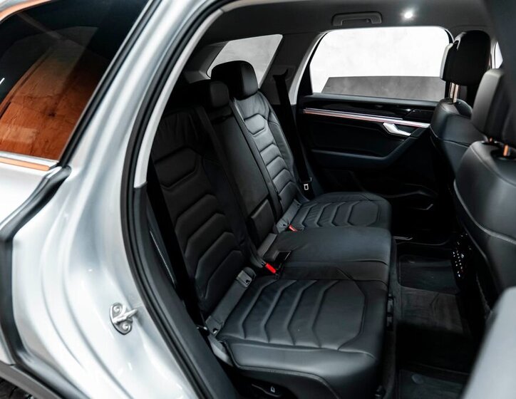 Volkswagen Touareg SUV 3,0 l 210 kw