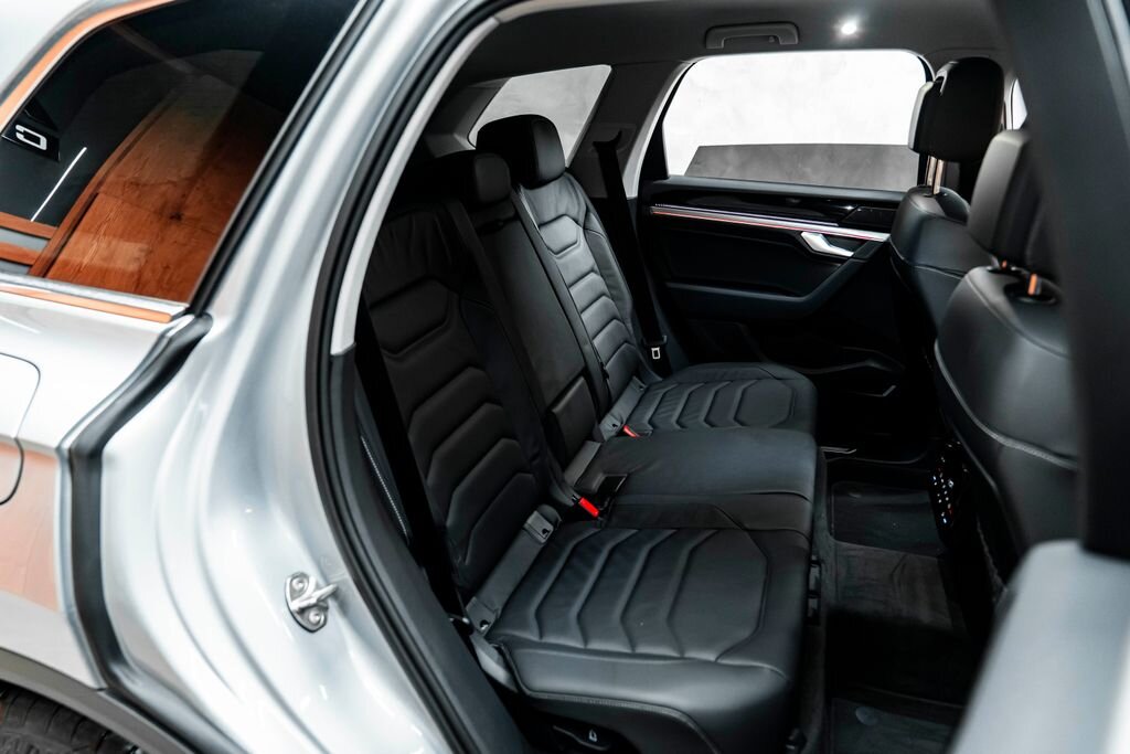 Volkswagen Touareg SUV 3,0 l 210 kw