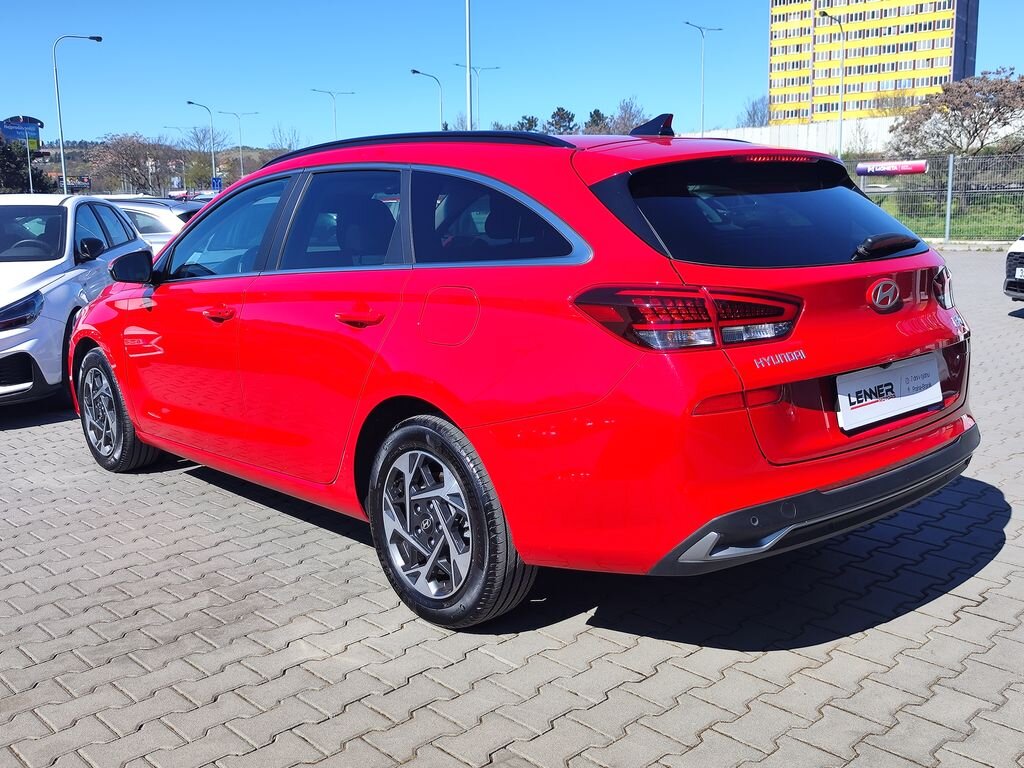 Hyundai i30 Kombi 998,0 74 kw