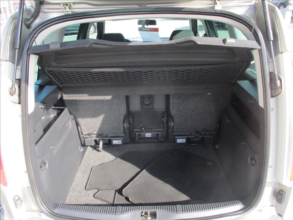 Škoda Roomster Kombi 1,4 l 63 kw