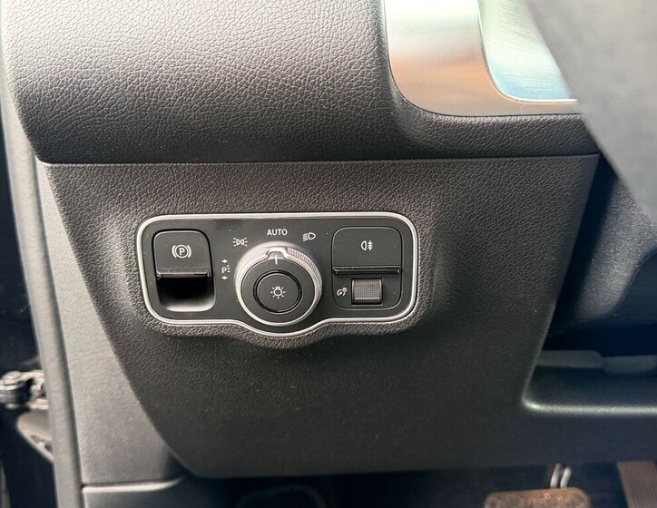 Mercedes-Benz GLB SUV / Terénní 2,0 l 110 kw