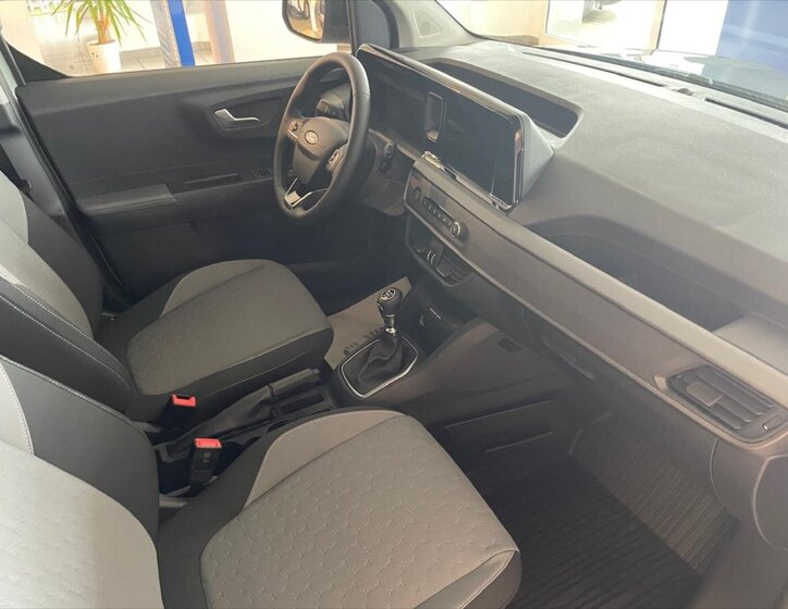 Ford Tourneo Courier MPV 999,0 91 kw