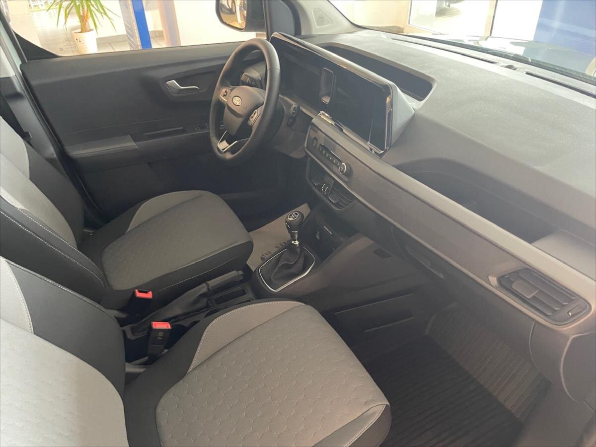 Ford Tourneo Courier MPV 999,0 91 kw