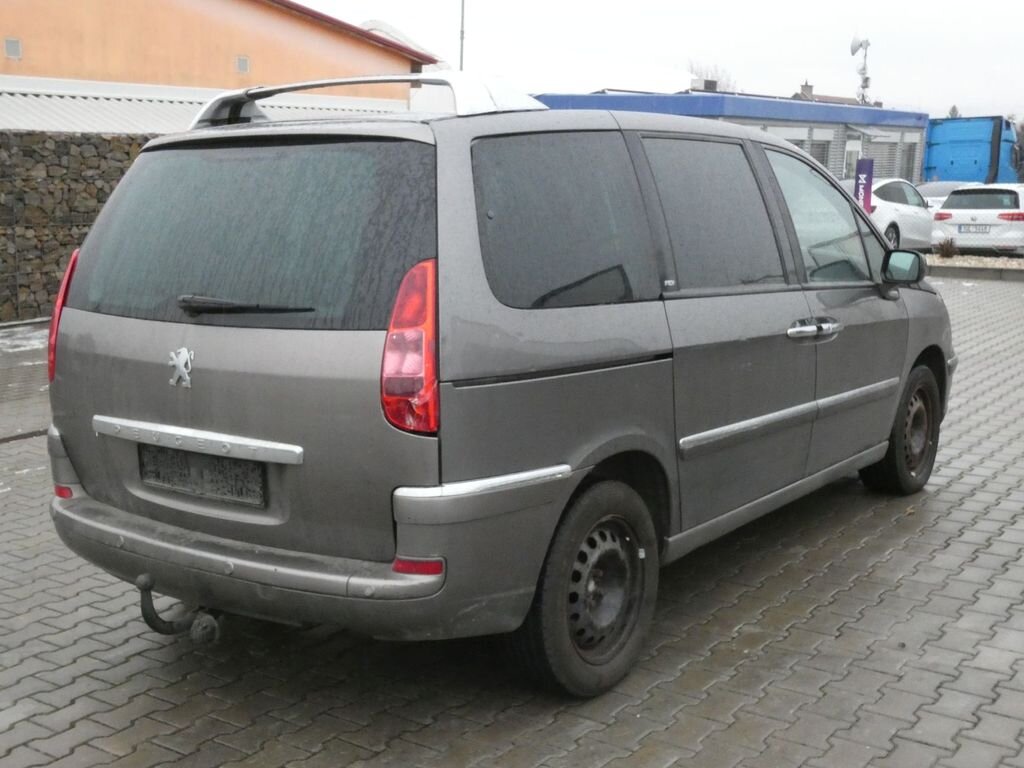 Peugeot 807