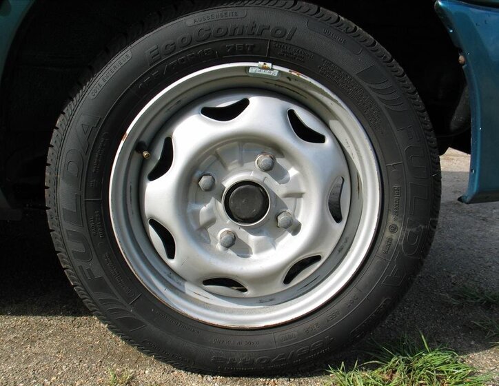 Suzuki Swift Hatchback 993,0 39 kw