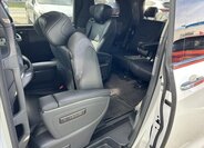 Lexus LM 350h VAN / Minibus 2,5 l 183 kw