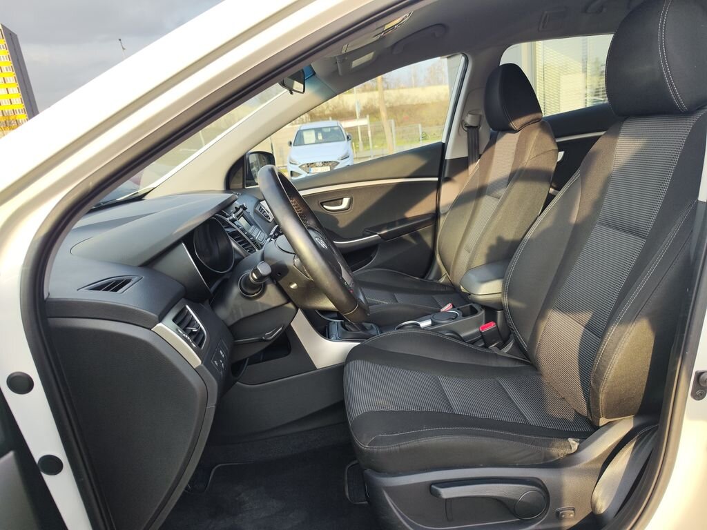 Hyundai i30 Kombi 1,6 l 81 kw