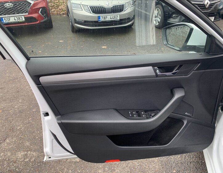 Škoda Superb Kombi 2,0 l 110 kw