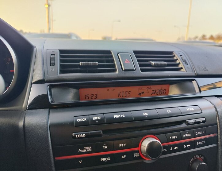 Mazda 3 Hatchback 1,6 l 77 kw