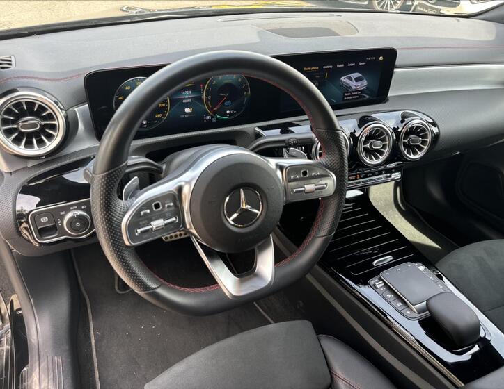 Mercedes-Benz CLA 10