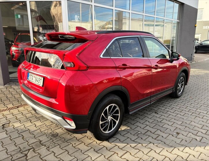Mitsubishi Eclipse Cross SUV 1,5 l 120 kw