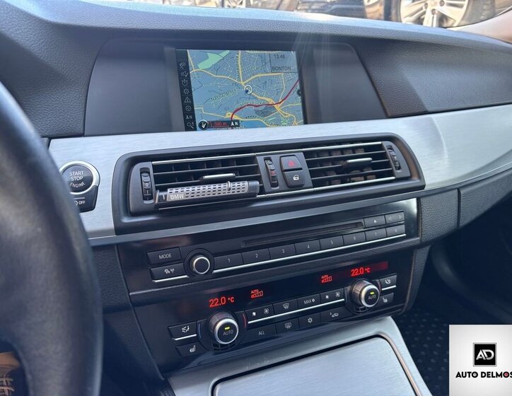 BMW Řada 5 Kombi 3,0 l 190 kw