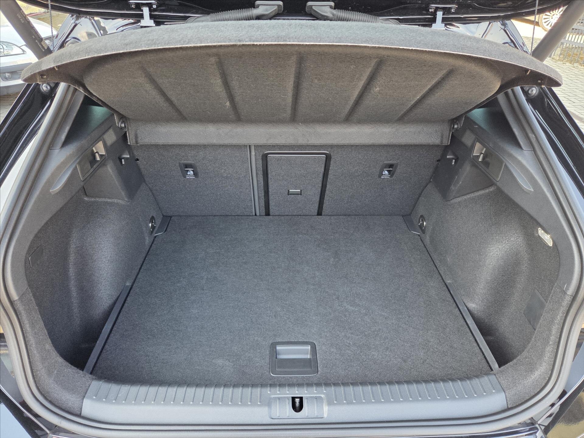 Cupra Formentor SUV / Terénní 1,5 l 110 kw