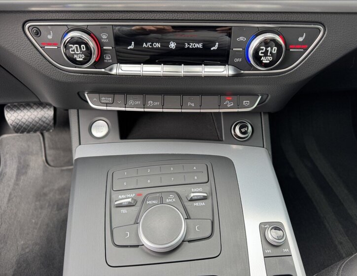 Audi Q5 SUV / Terénní 2,0 l 185 kw