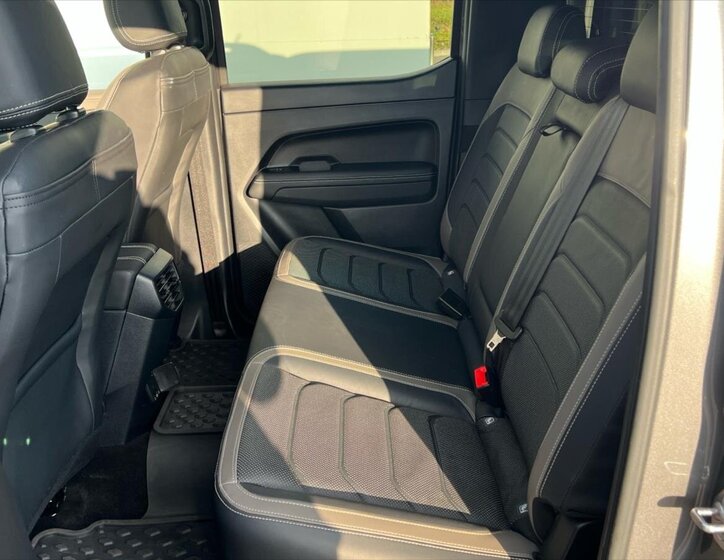 Volkswagen Amarok 13