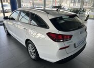 Hyundai i30 Kombi 998,0 88 kw