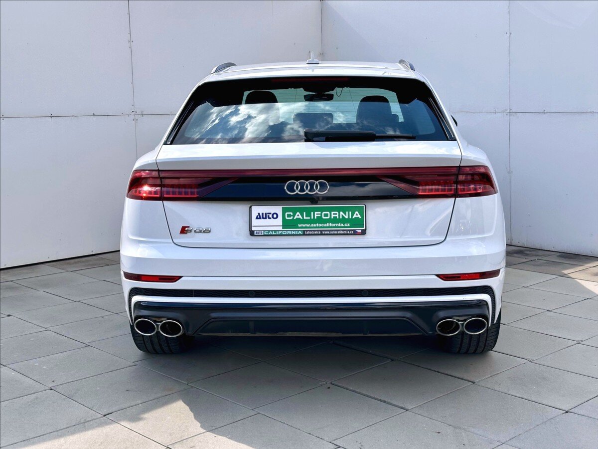 Audi SQ8 SUV / Terénní 4,0 l 320 kw