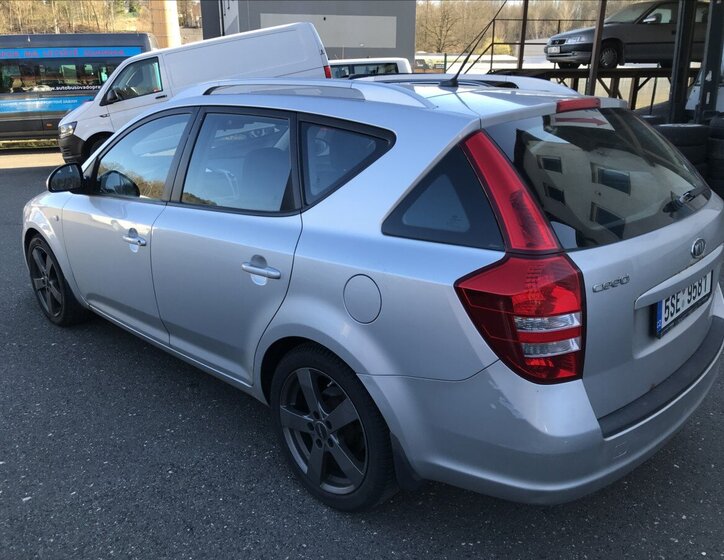 KIA Ceed Kombi 2,0 l 103 kw