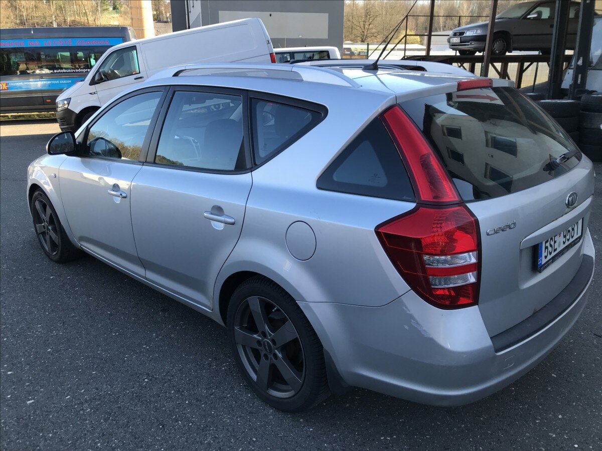 KIA Ceed Kombi 2,0 l 103 kw