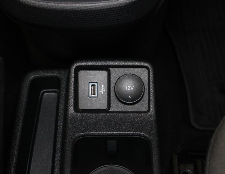 Ford Tourneo Connect 16