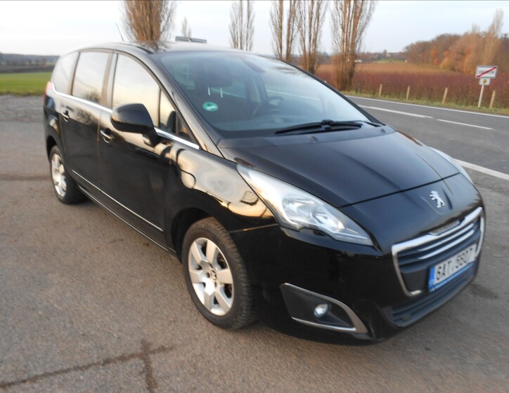Peugeot 5008 4