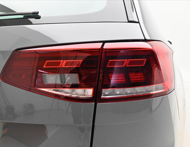 Volkswagen Passat Kombi 2,0 l 110 kw