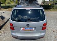 Volkswagen Touran 6