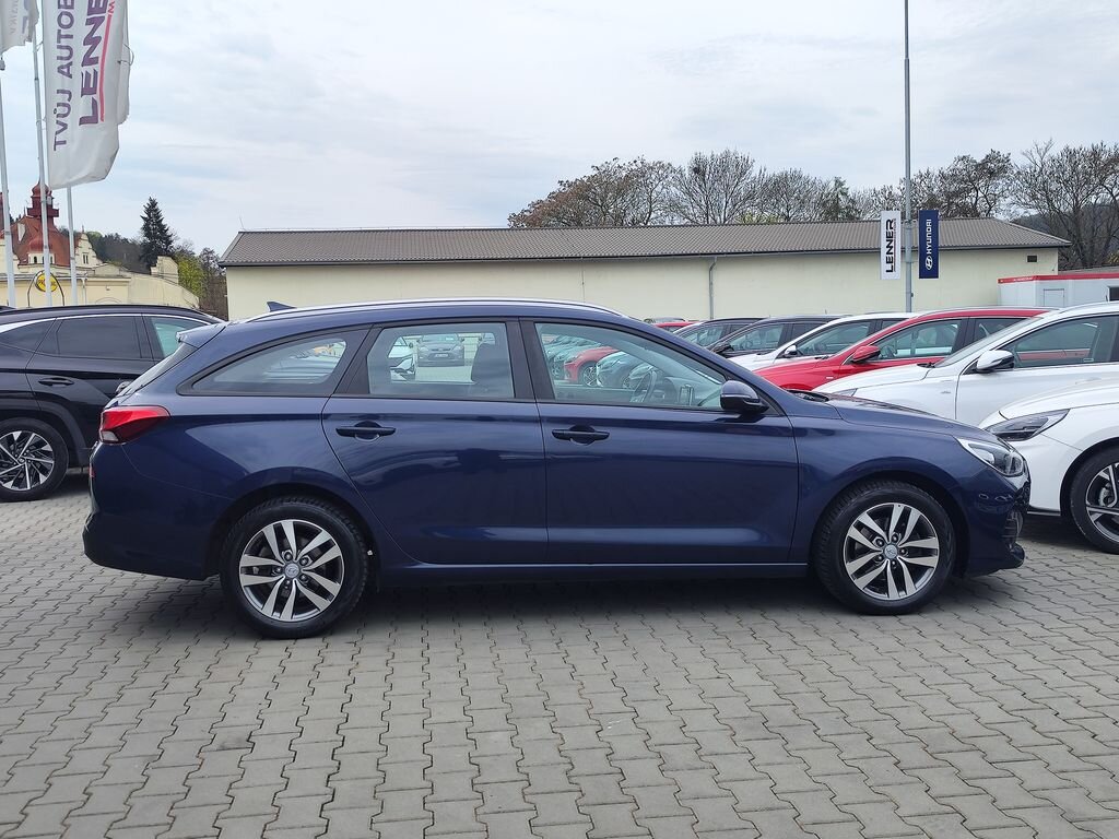 Hyundai i30 Kombi 998,0 88 kw